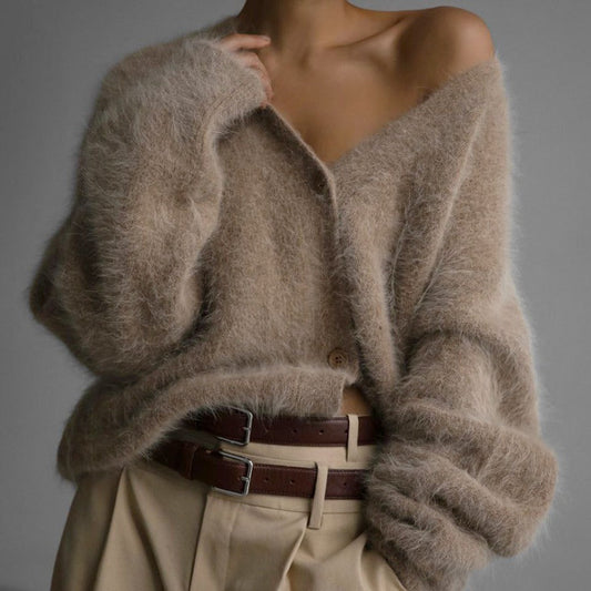 Perlinia Cardigan à Col V, look élégant