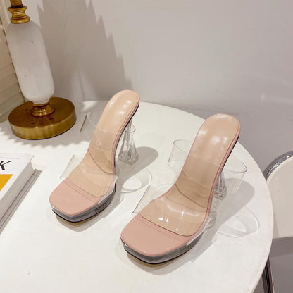 Sandales à bout séparé – Douceur et élégance