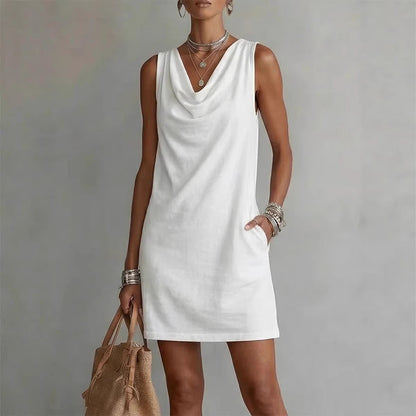 Robe courte sans manches