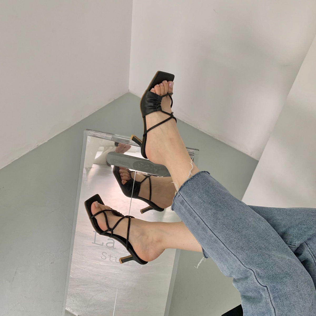 Sandales à Talons Aiguilles, Bout Repliable